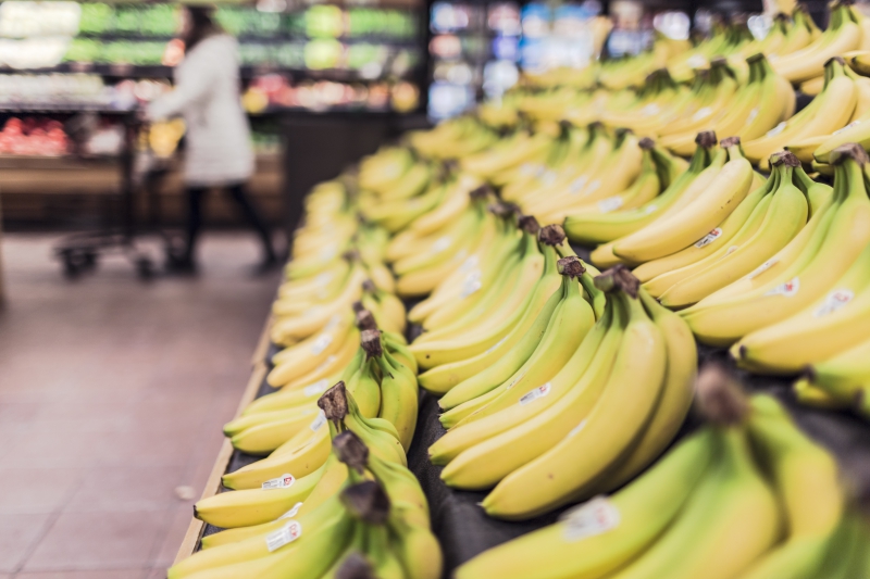 magasin-ROURE-min_bananas-698608